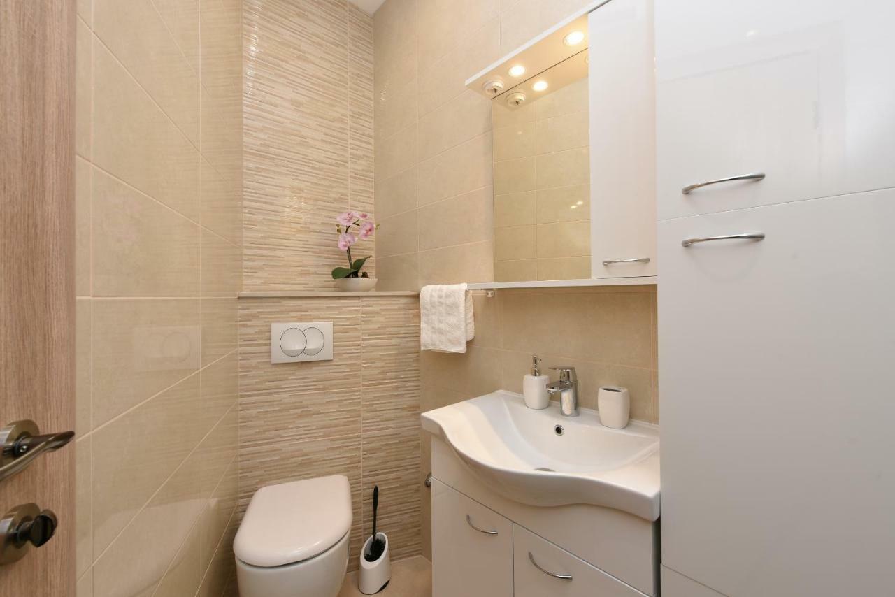 Apartment Katica Zara Esterno foto